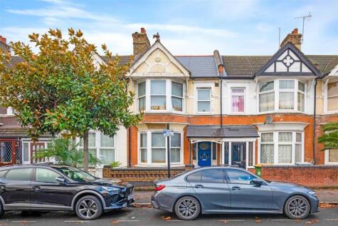 Hatherley Gardens, East Ham, E6