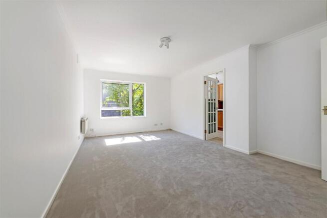 6 Roseland Hse Rec 2.jpg