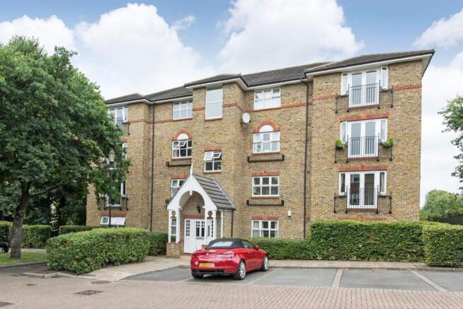 34 Clockhouse Pl Ext.jpg