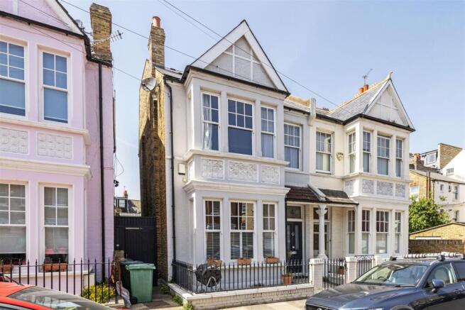 4 Roskell Rd Ext.jpg