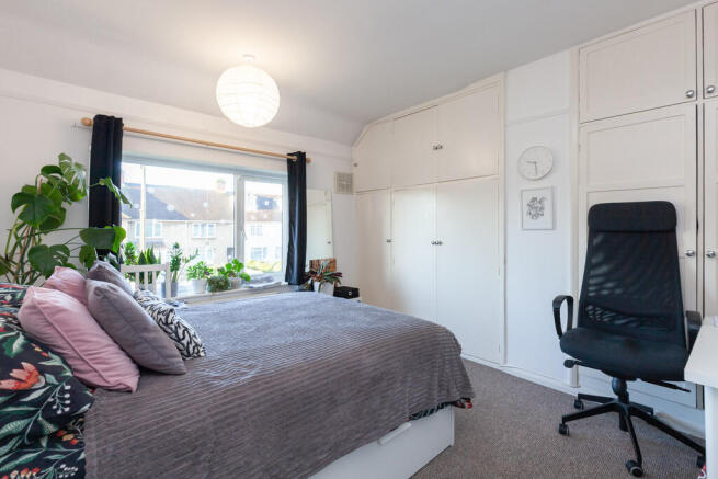 Bedroom 1- Angle ...