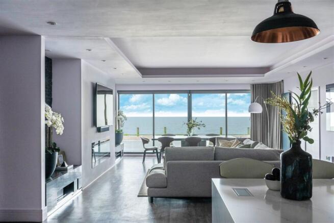 Lounge/Diner