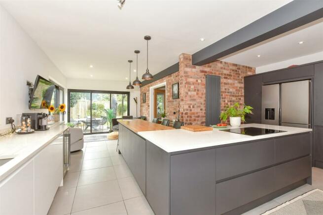 Kitchen/Breakfast Room