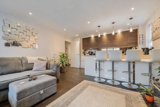 Living/Dining Area
