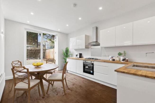 Kitchen / Dining Room