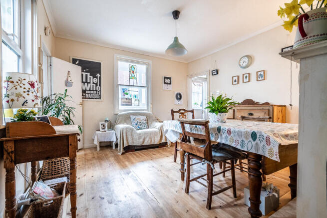  Hamlin Lane - We...