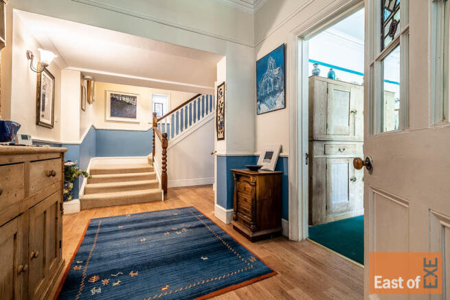 Victoria House - ...