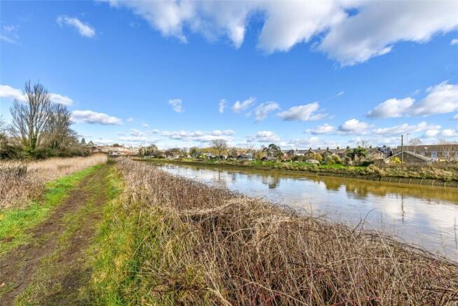 River Arun