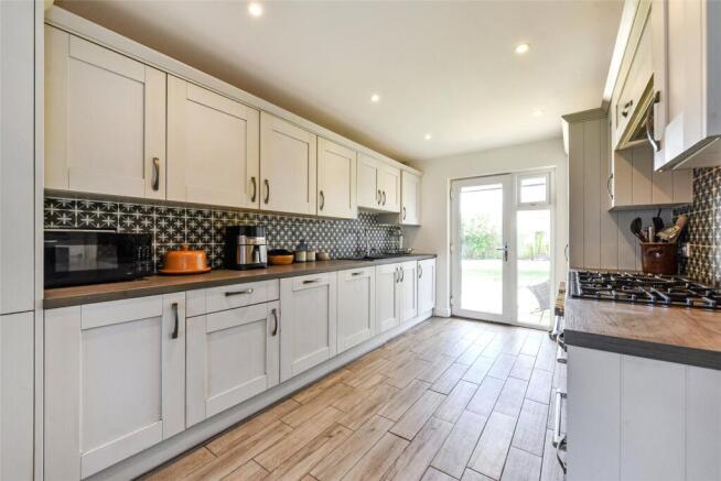 Kitchen/Breakfast Rm