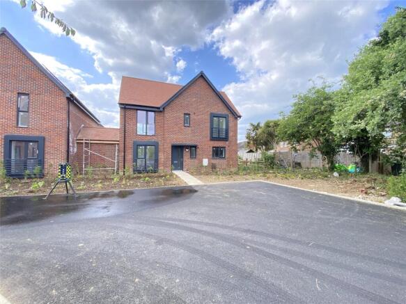 Plot 18