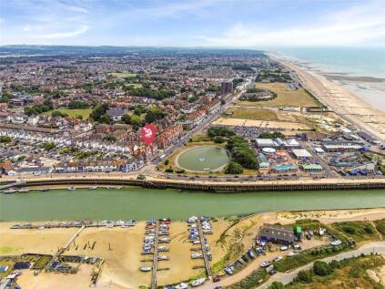 South Terrace, Littlehampton, West Sussex, BN17