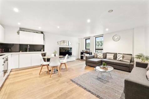 Bull Inn Court, London, WC2R