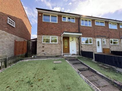 Broadhope Avenue, Stanford-le-Hope