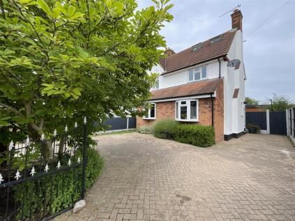 Princes Avenue, Corringham