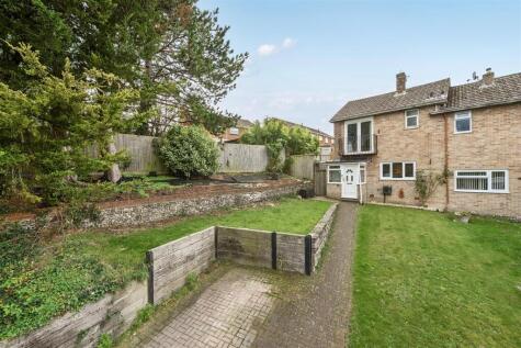 Fishers Close, Blandford Forum