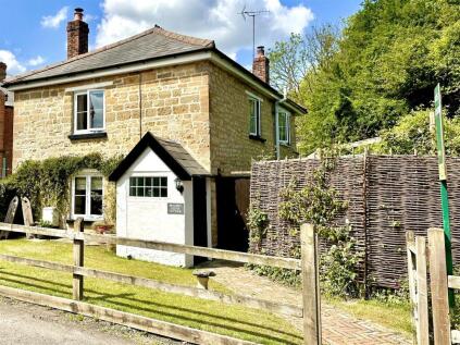 Silver Street, Misterton, Crewkerne