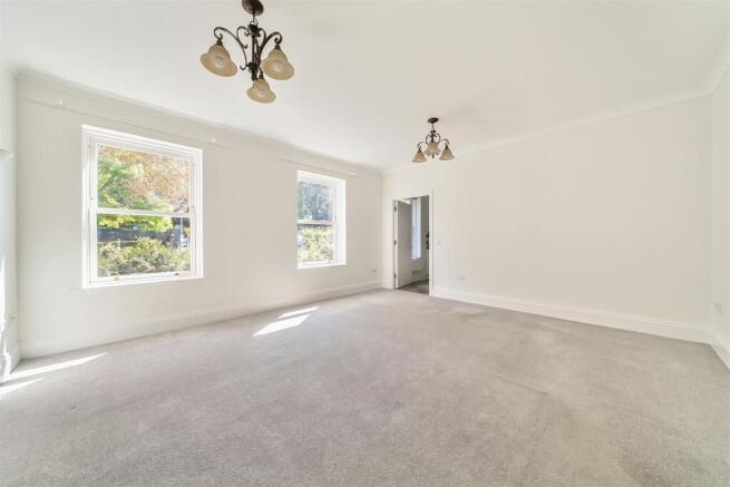 Sitting / Dining Room