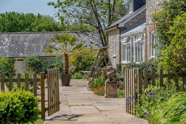 3 - Steppes Farm DT2 9NJ-7.jpg