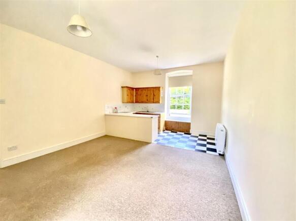 Open Plan Lounge Kitchen