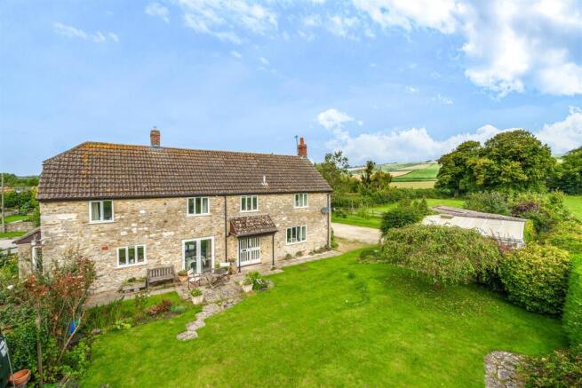 64df56d1633cc-1023113 (2)e.jpg