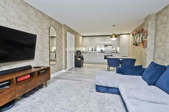 Living/kitchen area