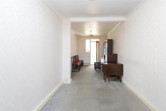 Living/dining room