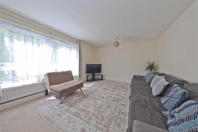 Living/dining room