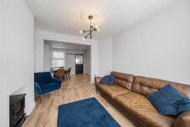 Reception/dining room