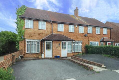 Midhurst Gardens, Hillingdon, UB10