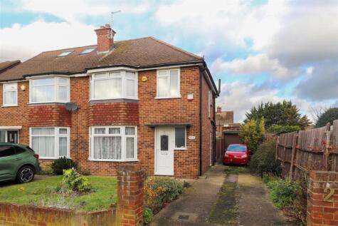Bradshawe Waye, Hillingdon, UB8