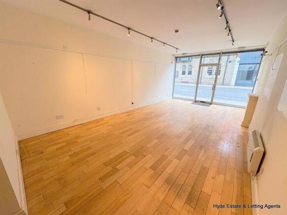 WhatsApp Image 2025-03-03 at 10.33.11 (2).jpg