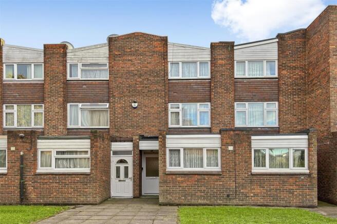 74 lansbury close  - KBwbRbI0wkftdjmzlD6I.jpg