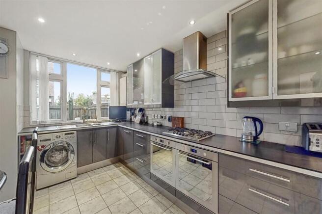 74 lansbury close  - kojVuL3qeIPl3V32SVL0.jpg