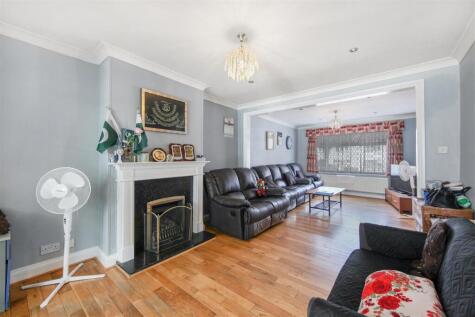 Review Road, Neasden