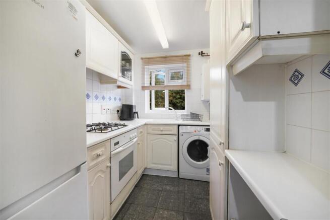 79 Cambridge Close - yGUzi2EMQj8vtmIR0KX8.jpg