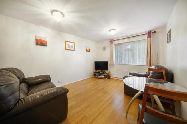 79 Cambridge Close - tywq3bjn0tsyFvXjfpOL.jpg