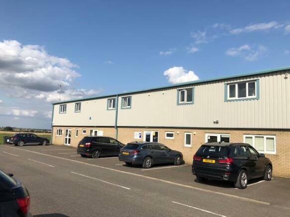 Commercial Property To Rent In Sedgeway Business Park Common Road