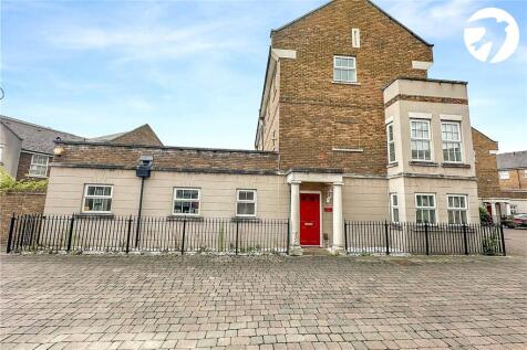 Park Cliff Road, Greenhithe, Kent, DA9