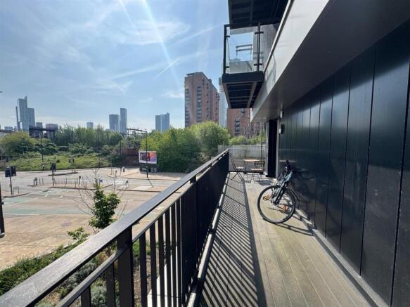 balcony