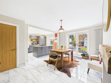 Bowly Road, Gloucester, Gloucestershire, GL1