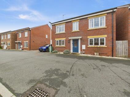 Canal Court, Hempsted, Gloucester, Gloucestershire, GL2