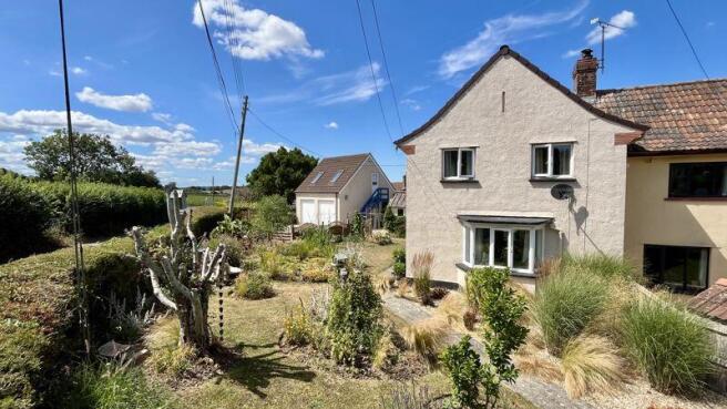 Side Aspect and Garden