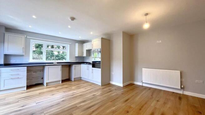 Kitchen/Dining Area