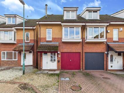 Longford Mews, Longford, Gloucester, Gloucestershire, GL2