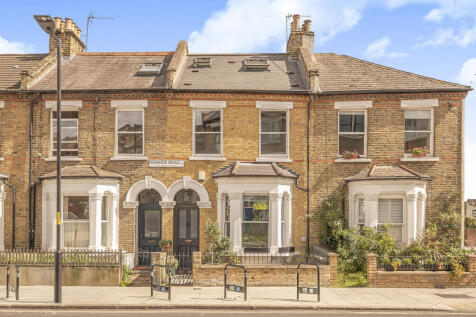 Ivanhoe Road,  London, SE5