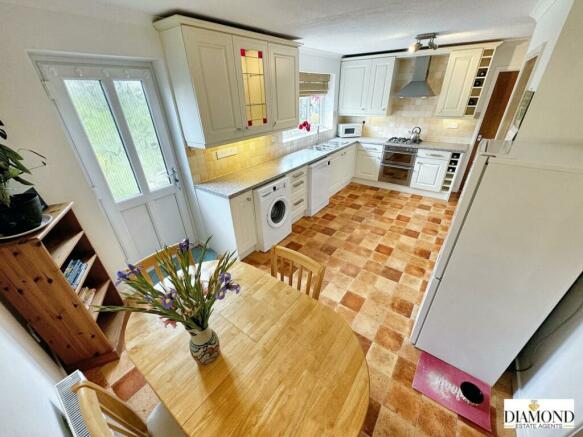 Kitchen / Breakfast Room