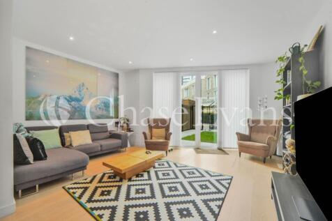 Rope Terrace, Royal Wharf, Newham, London, E16