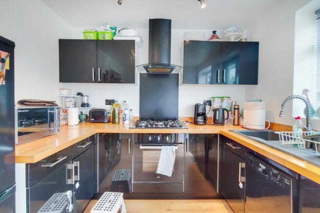 3_Kitchen-0.jpg