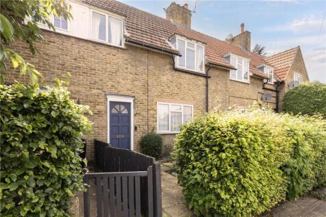 Swinburne Road, London, SW15