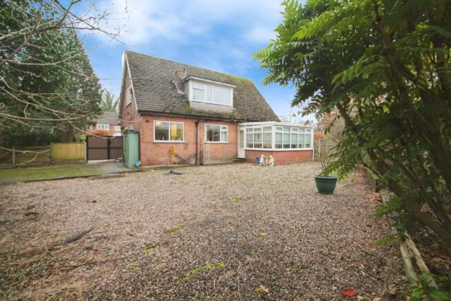 BACK OF HOUSE.JPG